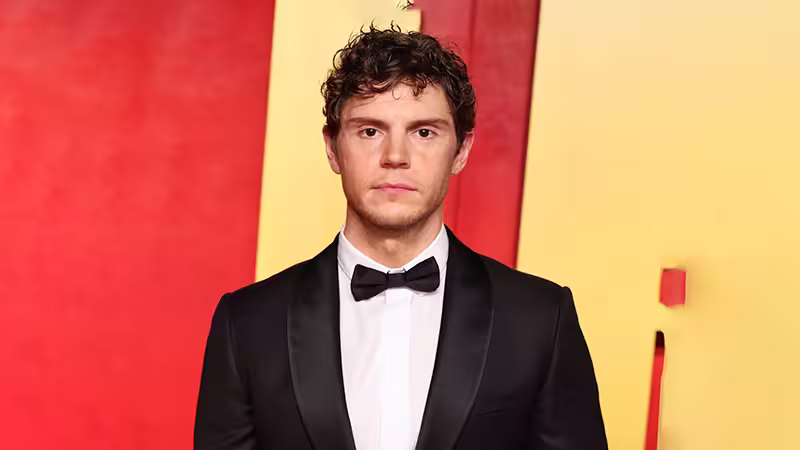Evan Peters